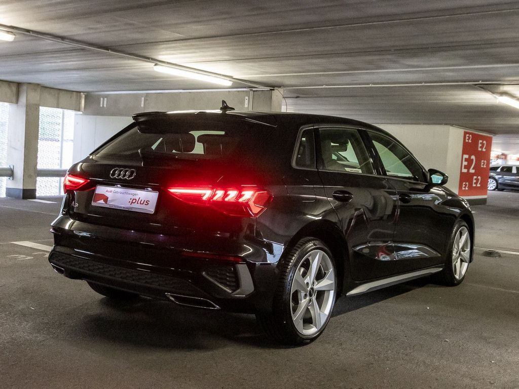 Audi A3 2023 г. Чёрный, пробег 49002 км