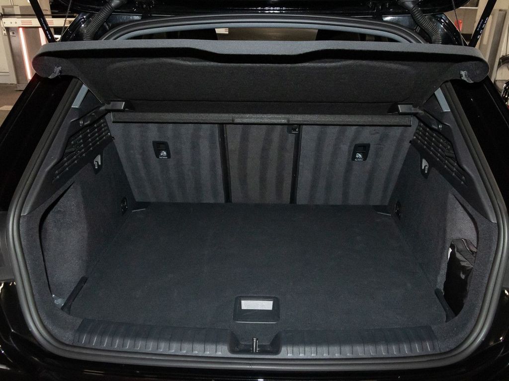 Audi A3 2023 г. Чёрный, пробег 49002 км