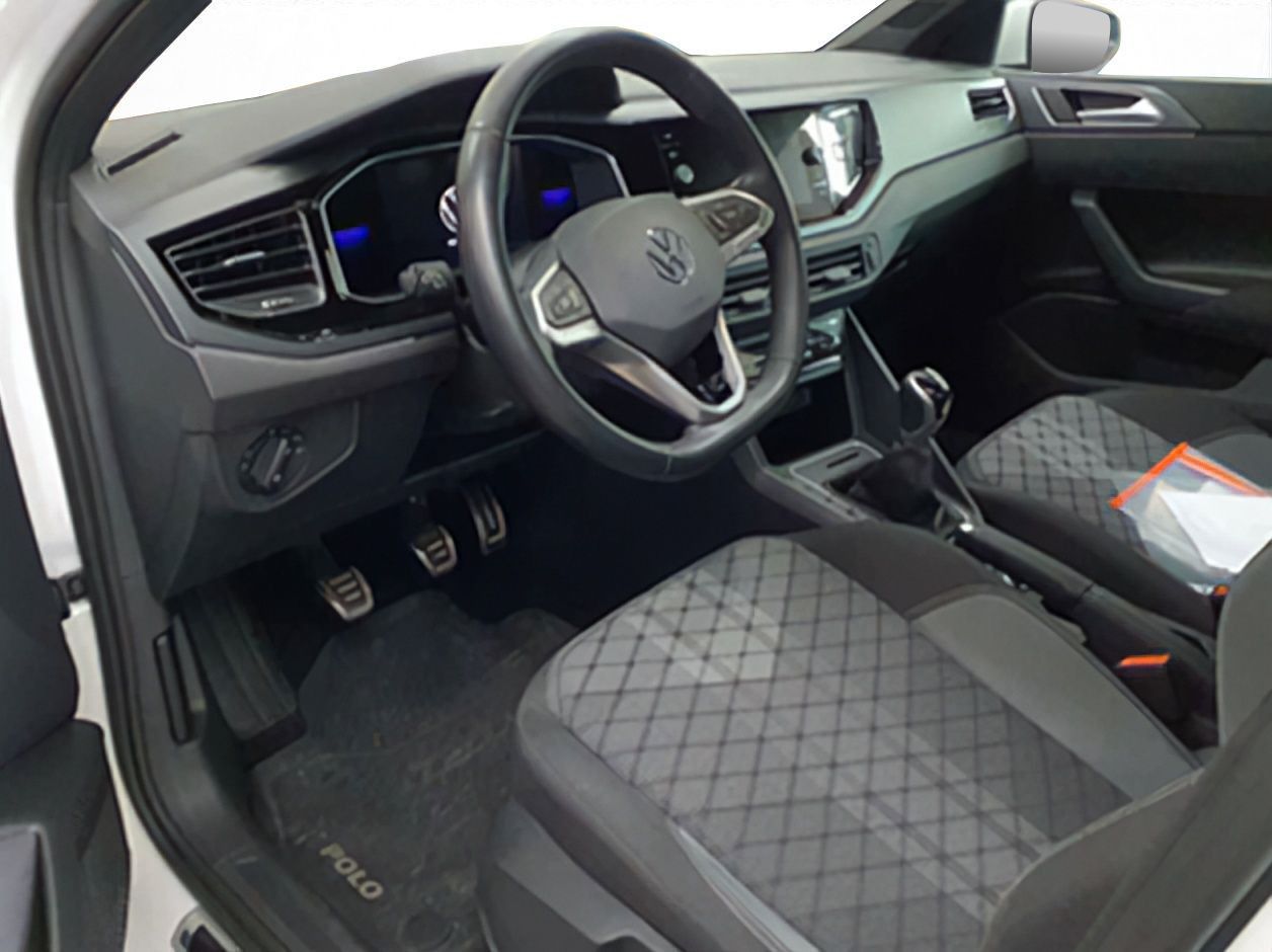 Volkswagen Polo 2022 г. Белый, пробег 42530 км