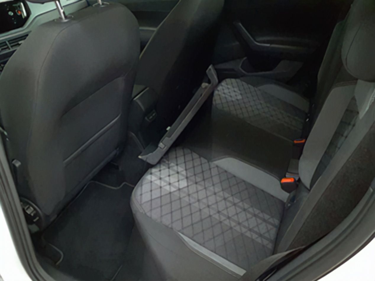 Volkswagen Polo 2022 г. Белый, пробег 42530 км