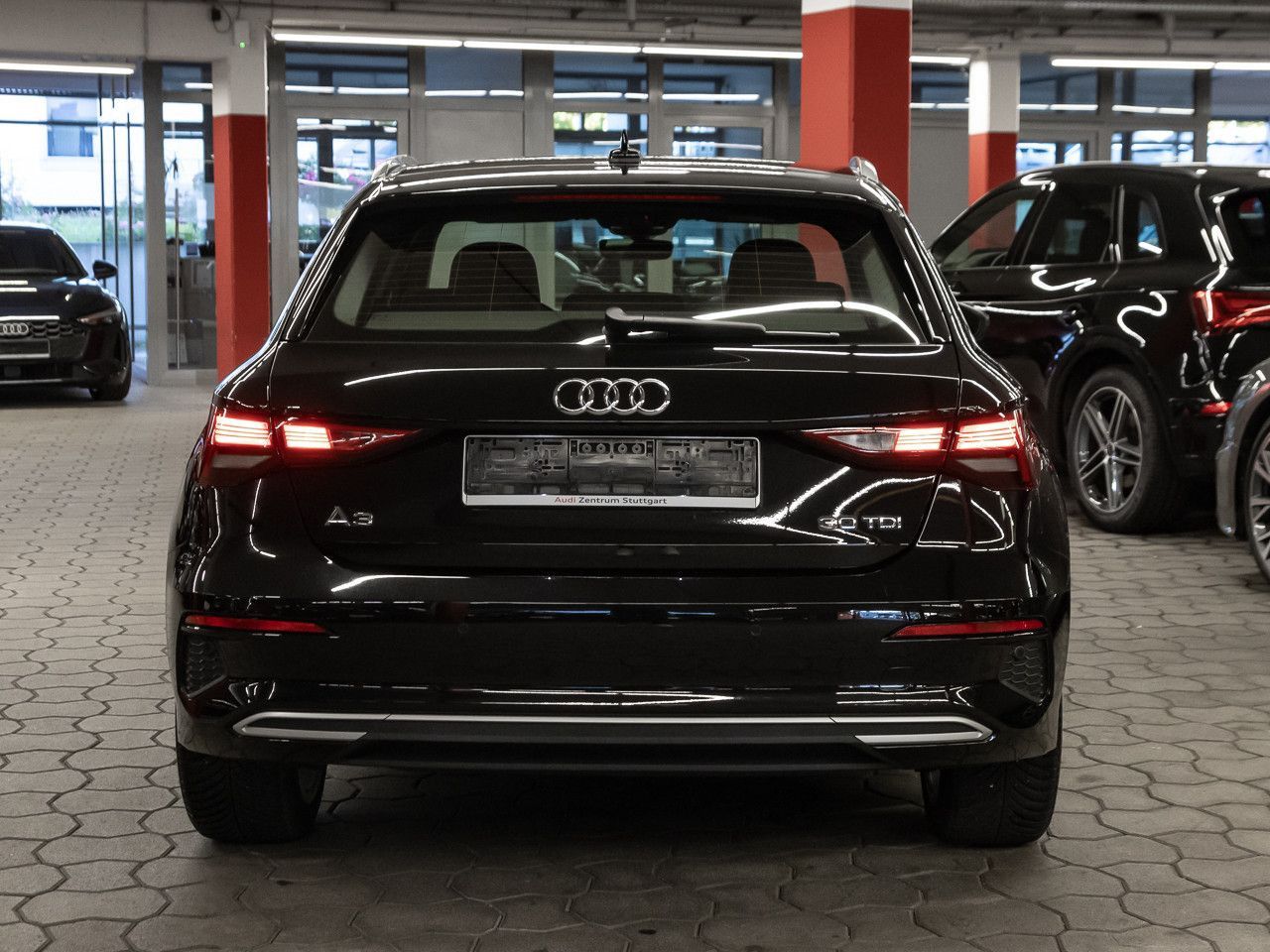 Audi A3 2022 г. Чёрный, пробег 45107 км