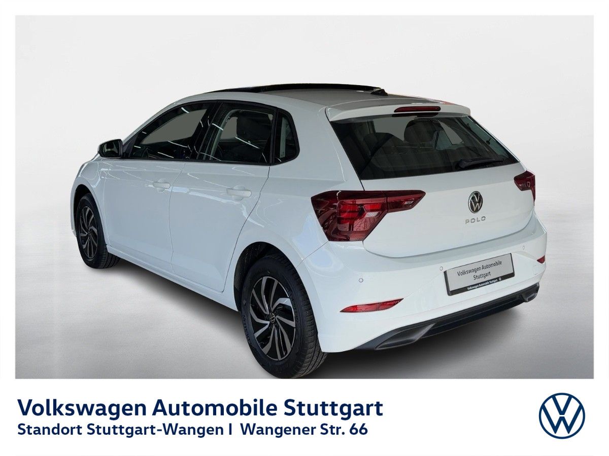 Volkswagen Polo 2023 г. Белый, пробег 39628 км