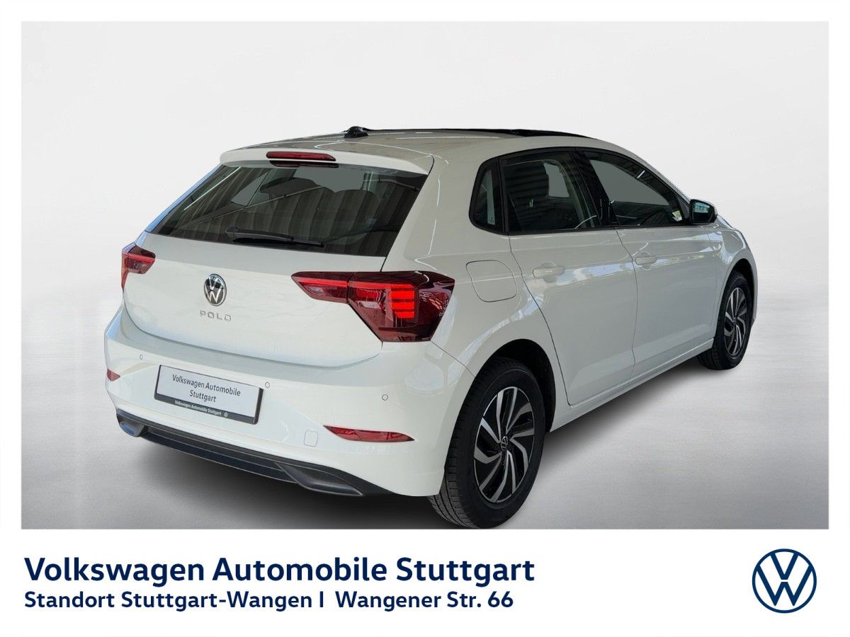 Volkswagen Polo 2023 г. Белый, пробег 39628 км