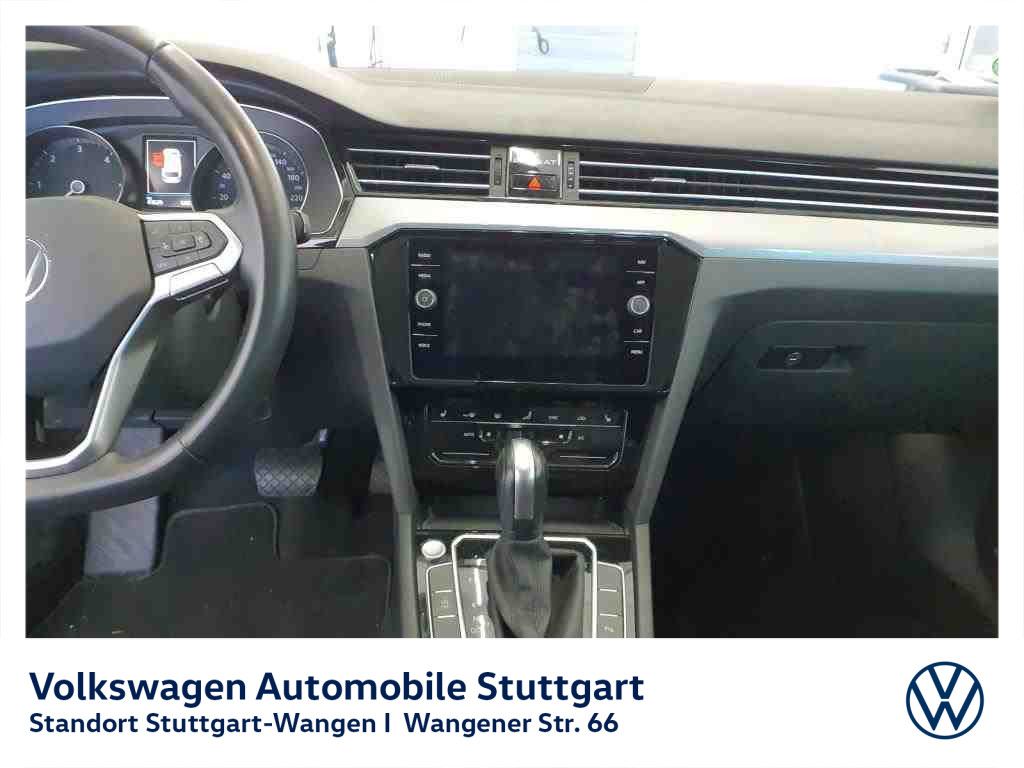 Volkswagen PASSAT VARIANT 2022 г. Серебристый, пробег 41629 км