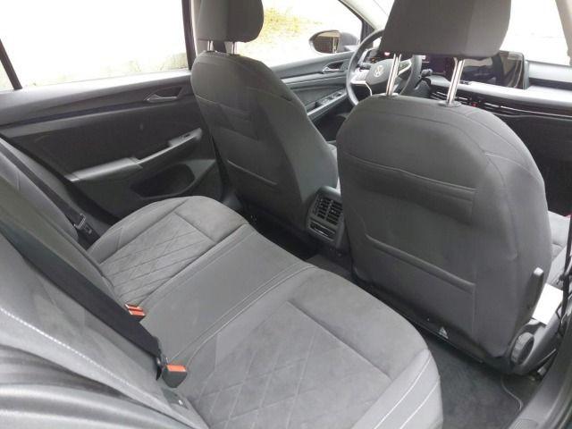 Volkswagen Golf 2024 г. Серый, пробег 28991 км