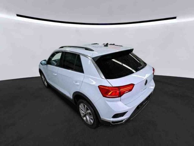 Volkswagen T-Roc 2021 г. Белый, пробег 21240 км