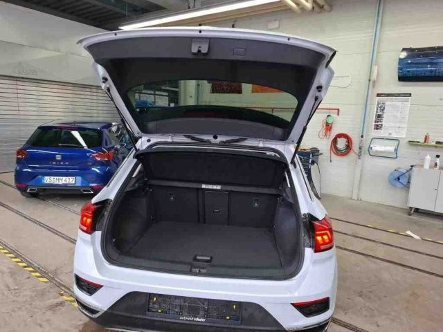 Volkswagen T-Roc 2021 г. Белый, пробег 21240 км