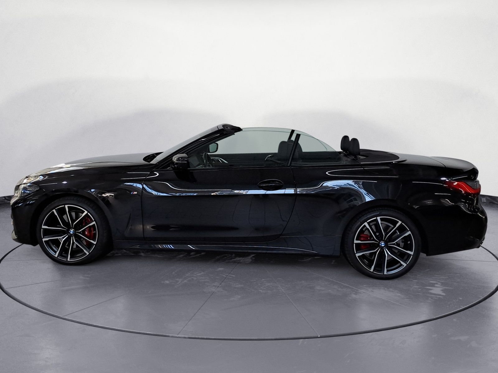 BMW M440 2023 г. Чёрный, пробег 25105 км
