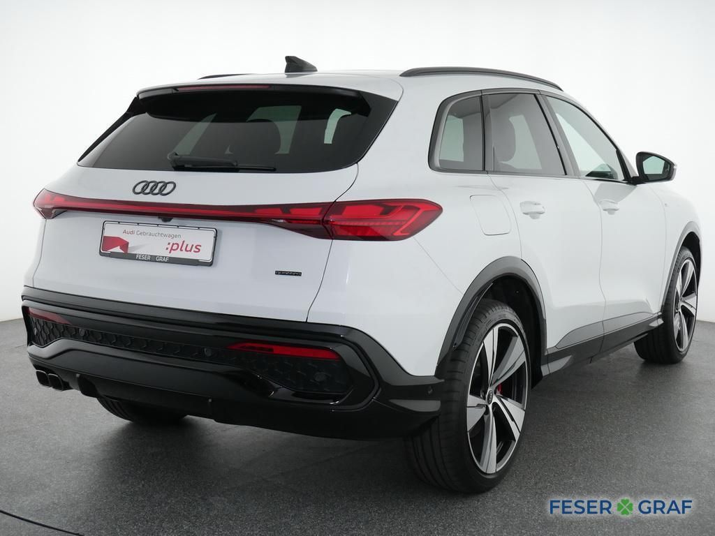 Audi Q5 2025 г. Белый, пробег 6500 км