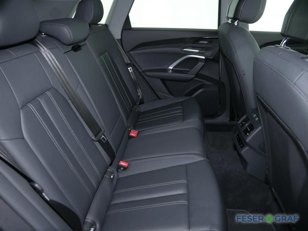 Audi Q5 2025 г. Белый, пробег 6500 км
