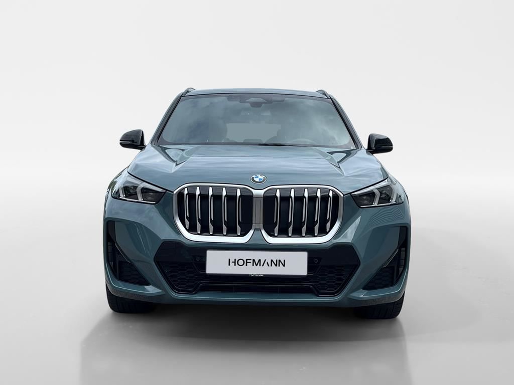 BMW X1 2023 г. Зелёный, пробег 58800 км