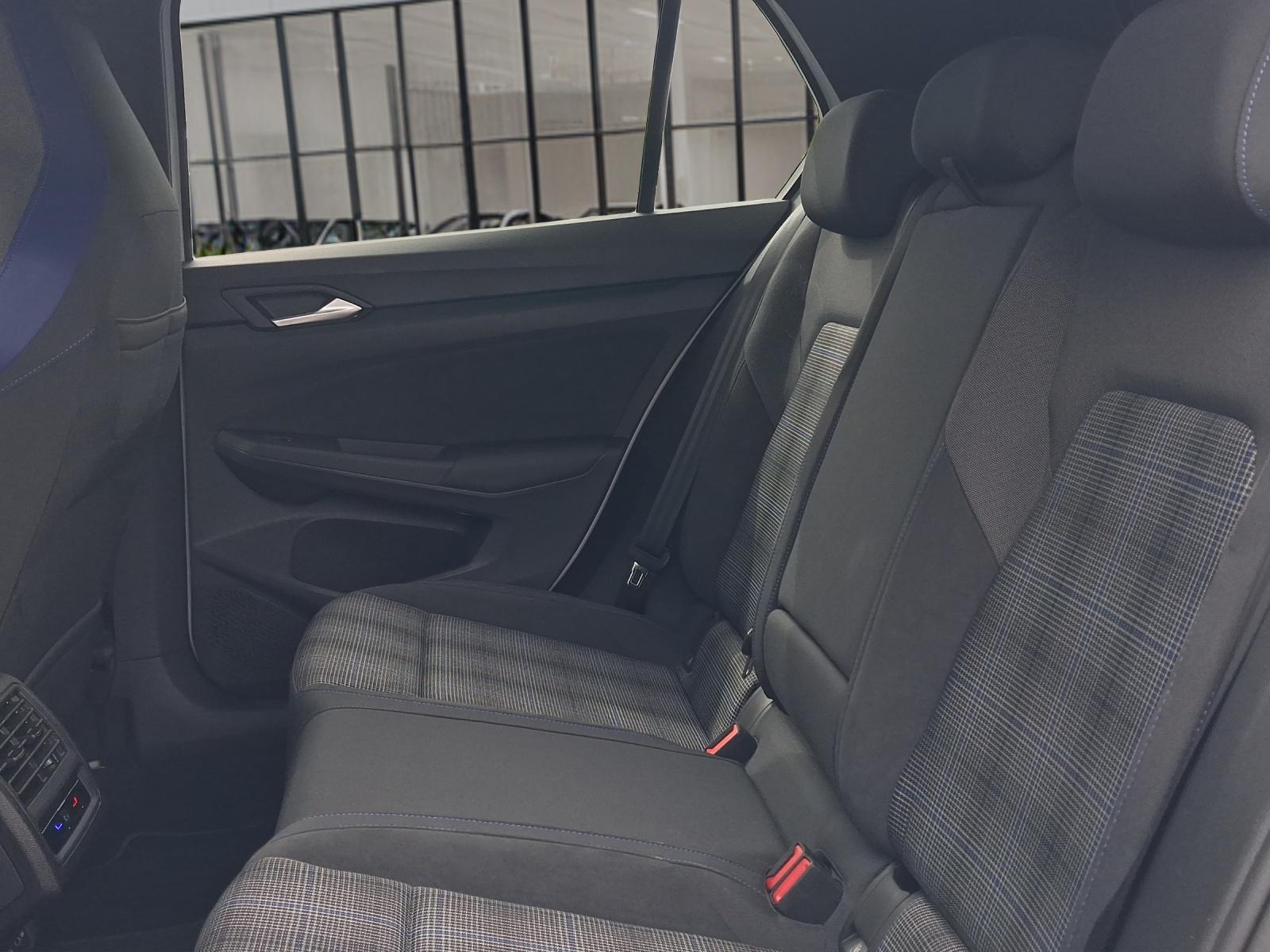 Volkswagen Golf 2025 г. Белый, пробег 24617 км