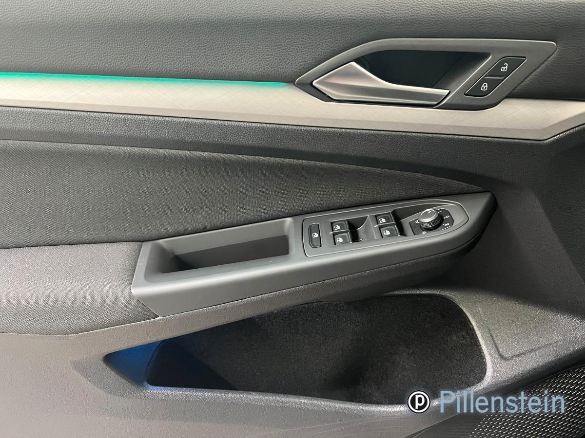 Volkswagen Golf 2022 г. Чёрный, пробег 57750 км