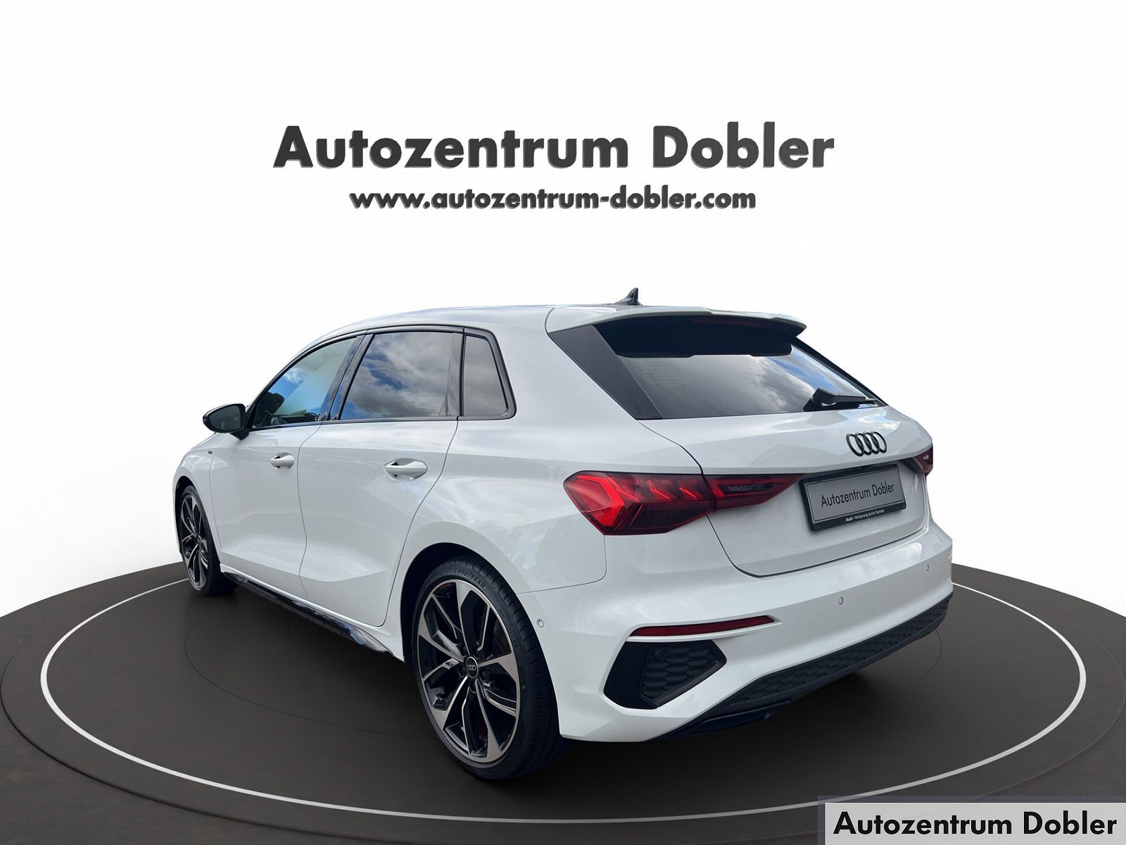 Audi A3 2023 г. Белый, пробег 22700 км