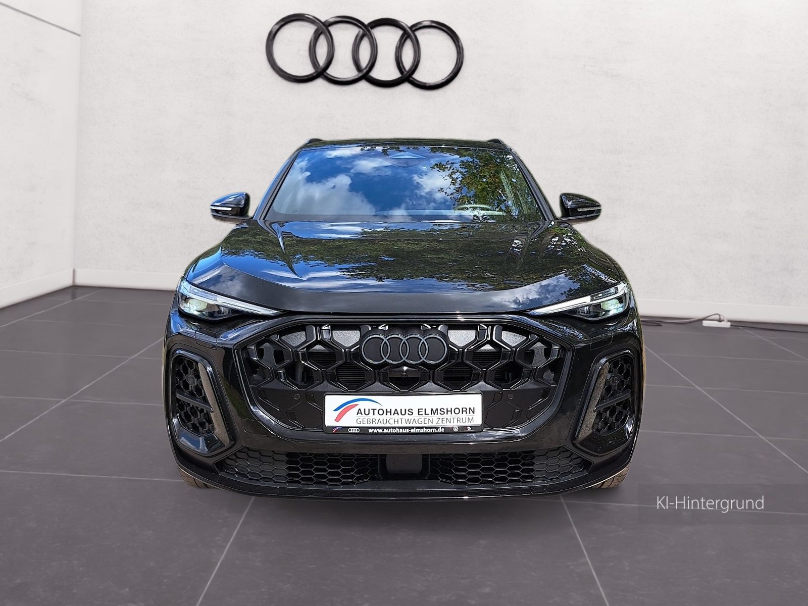 Audi SQ5 2025 г. Чёрный, пробег 21768 км