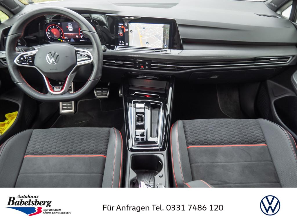 Volkswagen Golf 2023 г. Белый, пробег 34077 км
