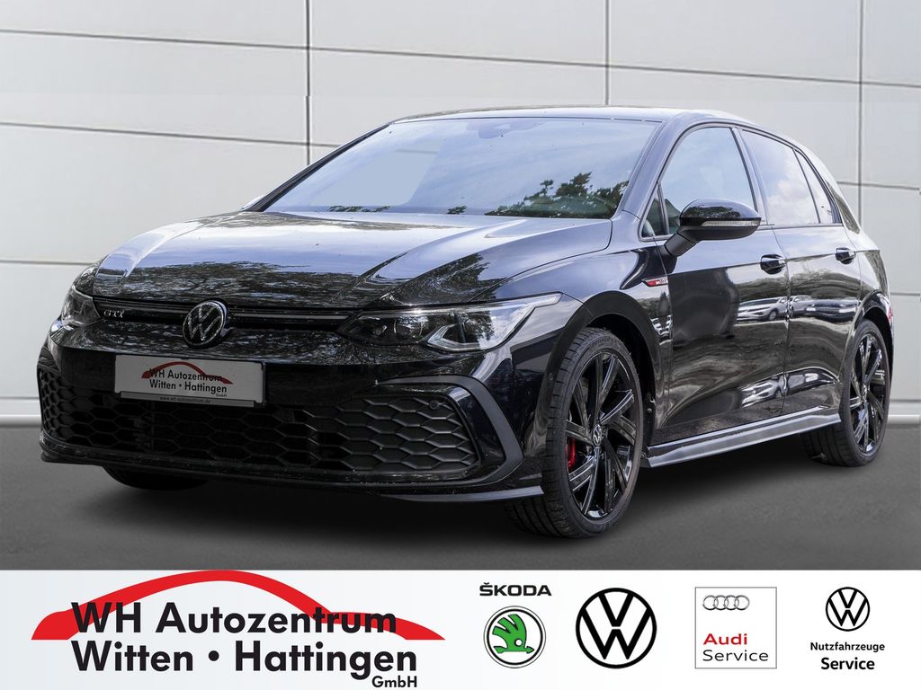 Volkswagen Golf 2022 г. Чёрный, пробег 49980 км