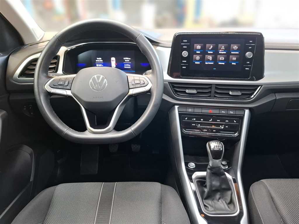 Volkswagen T-Roc 2025 г. Синий, пробег 41934 км