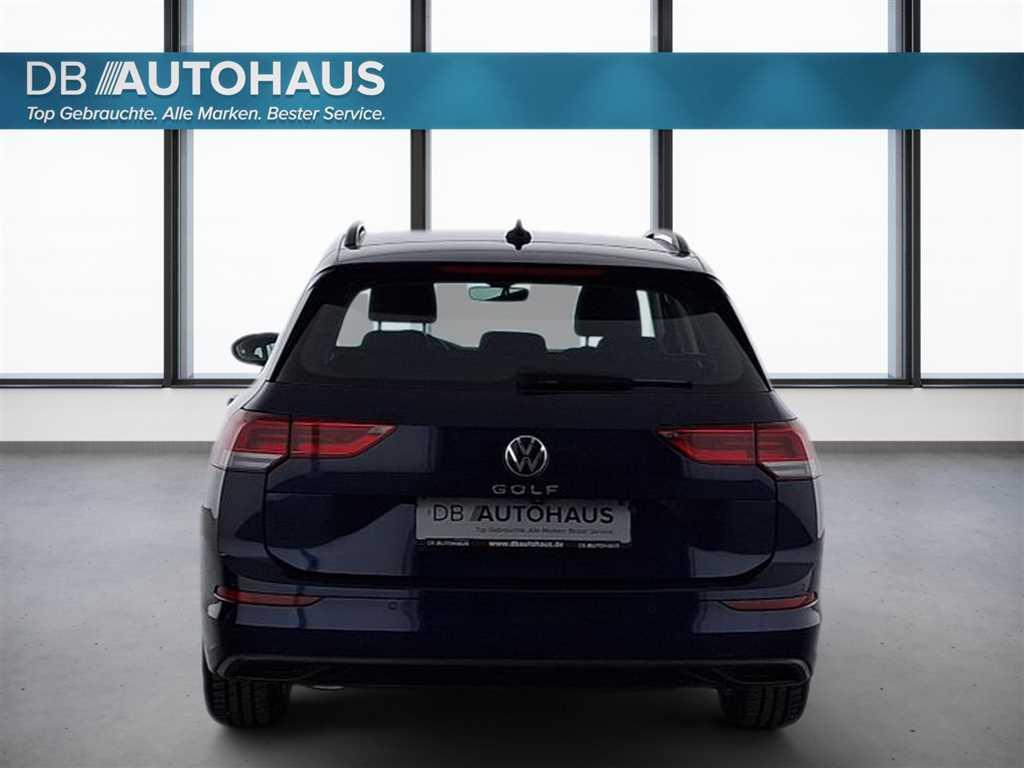Volkswagen Golf 2024 г. Синий, пробег 23685 км