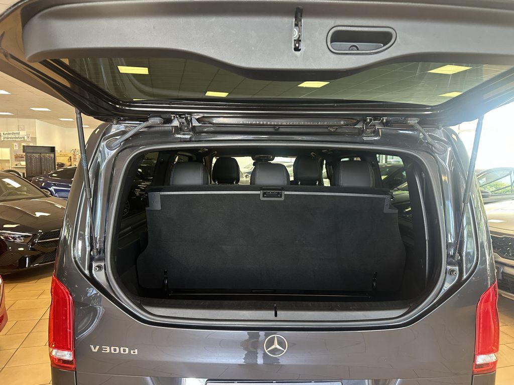 Mercedes-Benz V 300 2022 г. Серый, пробег 55162 км