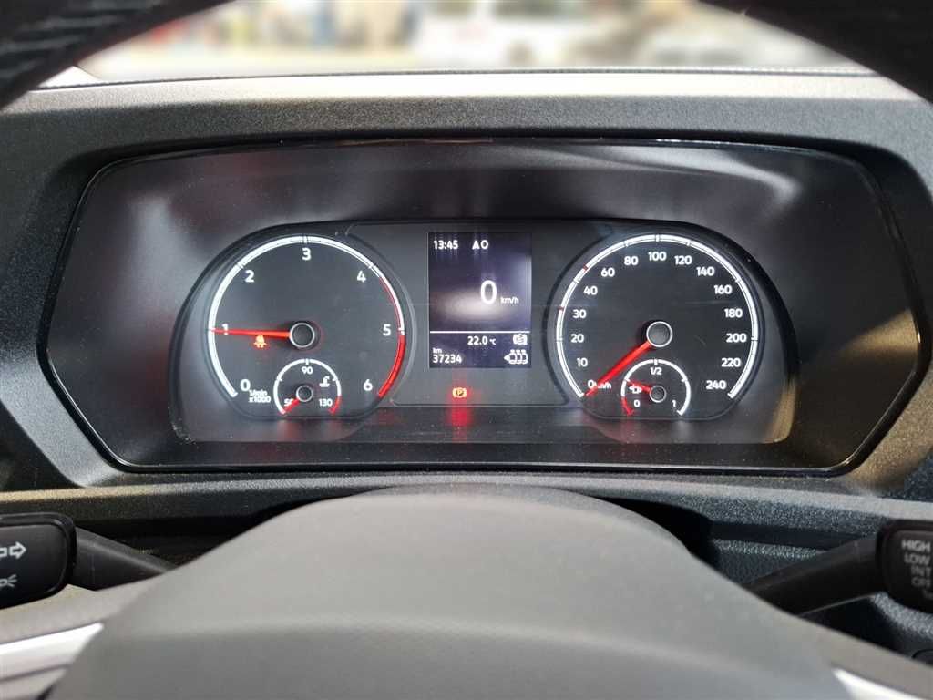 Volkswagen Caddy 2023 г. Чёрный, пробег 37233 км