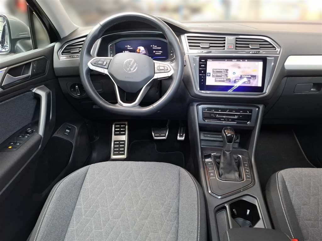 Volkswagen TIGUAN ALLSPACE 2023 г. Синий, пробег 45811 км