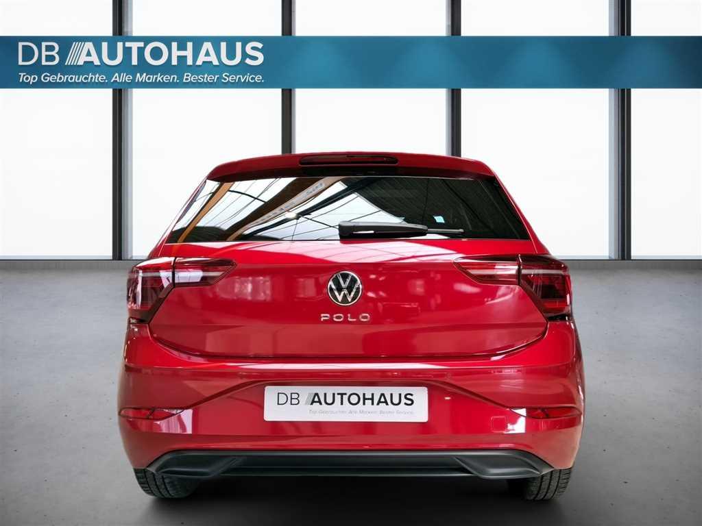 Volkswagen Polo 2024 г. Красный, пробег 44756 км
