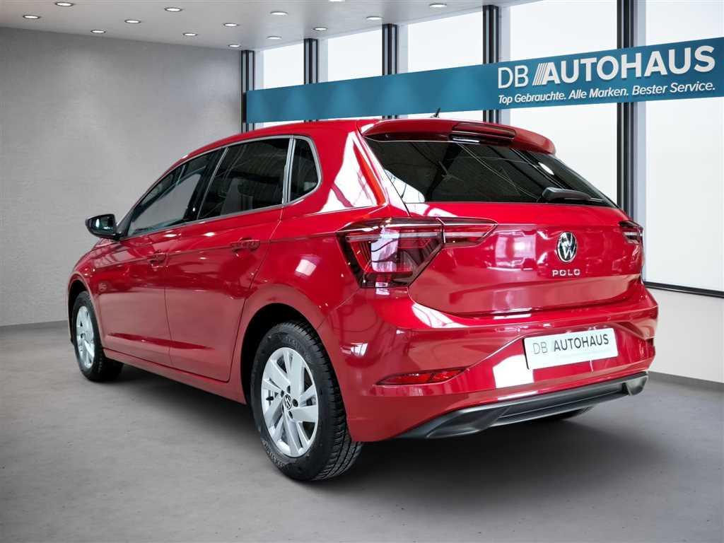Volkswagen Polo 2024 г. Красный, пробег 44756 км