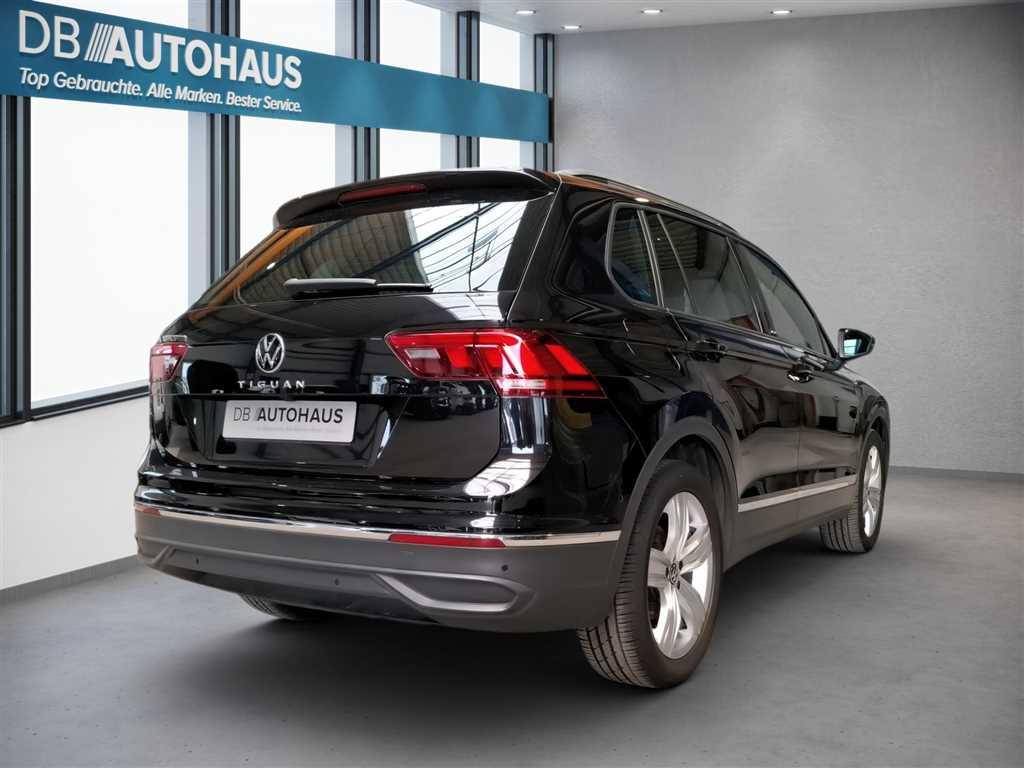 Volkswagen Tiguan 2023 г. Чёрный, пробег 47529 км