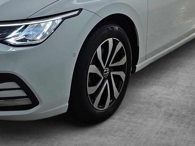 Volkswagen Golf 2023 г. Белый, пробег 33610 км