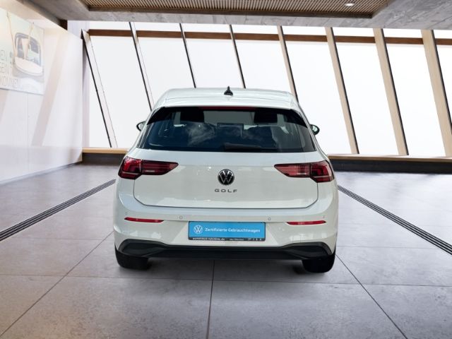 Volkswagen Golf 2025 г. Белый, пробег 10316 км