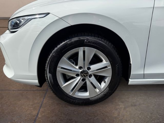 Volkswagen Golf 2025 г. Белый, пробег 10316 км