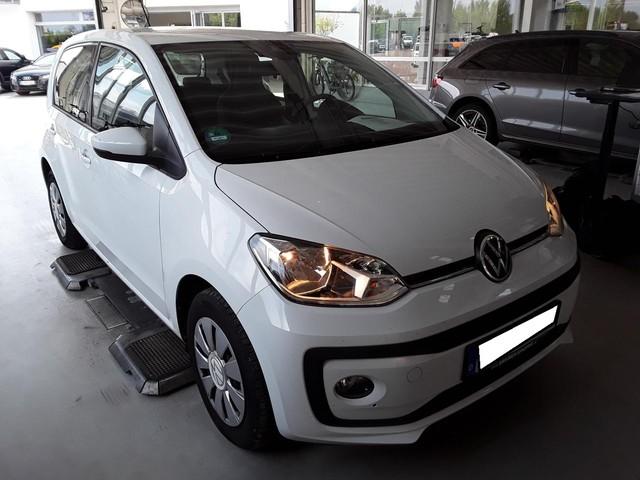 Volkswagen up! 2021 г. Белый, пробег 27280 км