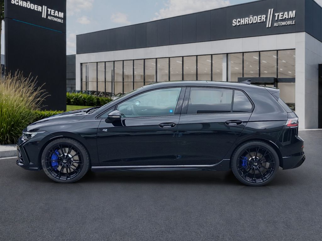 Volkswagen Golf 2025 г. Чёрный, пробег 24608 км