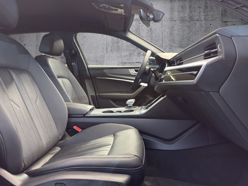 Audi A6 2025 г. Синий, пробег 21700 км