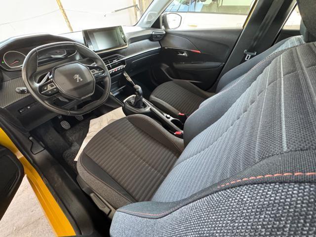 Peugeot 208 2023 г. Жёлтый, пробег 59999 км