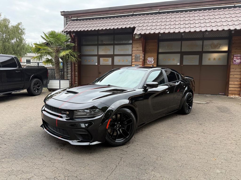 Dodge Charger 2021 г. Чёрный, пробег 49900 км