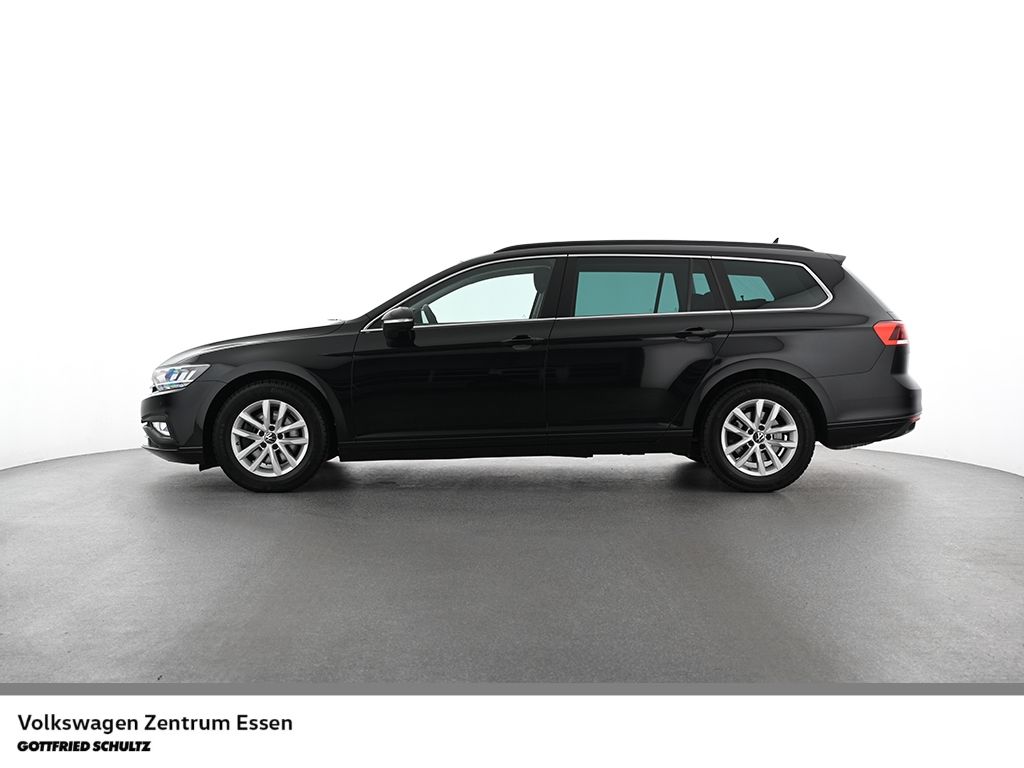 Volkswagen PASSAT VARIANT 2022 г. Чёрный, пробег 54562 км