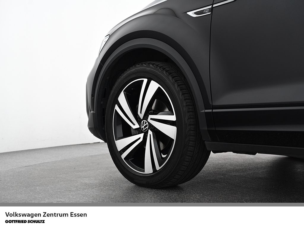 Volkswagen T-Roc 2023 г. Чёрный, пробег 29690 км