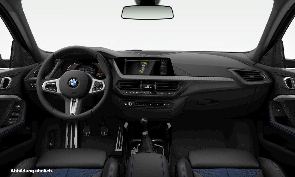 BMW 118 2023 г. Серый, пробег 36604 км