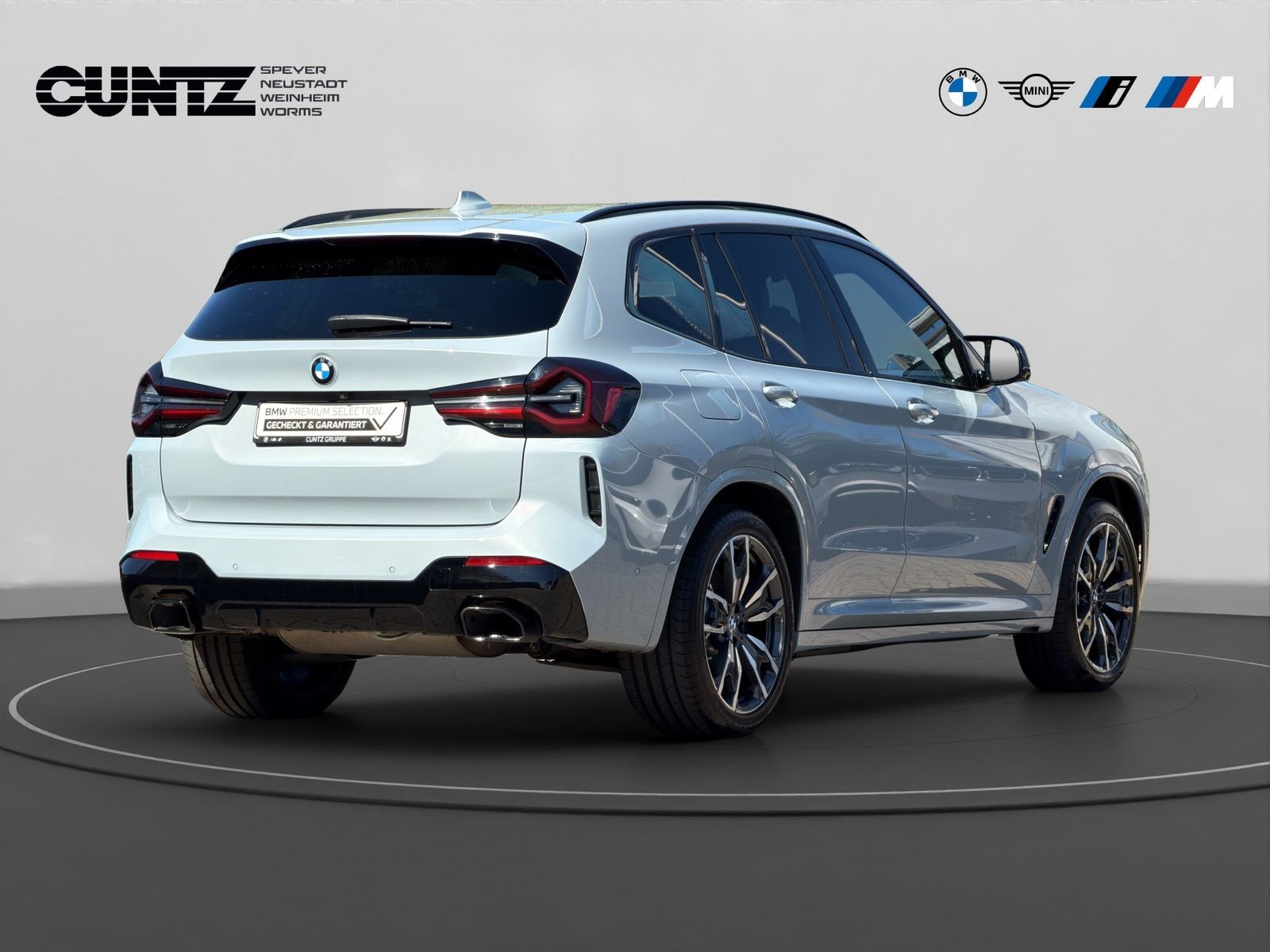 BMW X3 M40 2023 г. Серый, пробег 54646 км