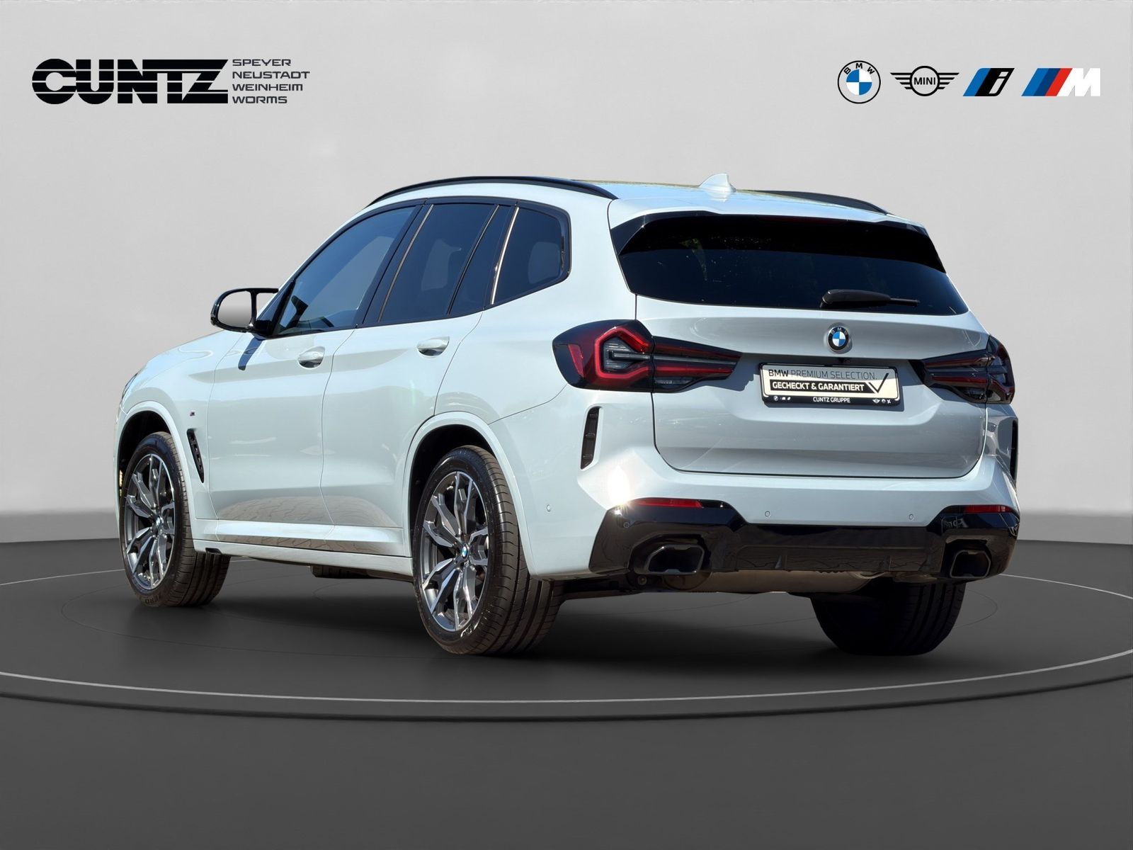 BMW X3 M40 2023 г. Серый, пробег 54646 км