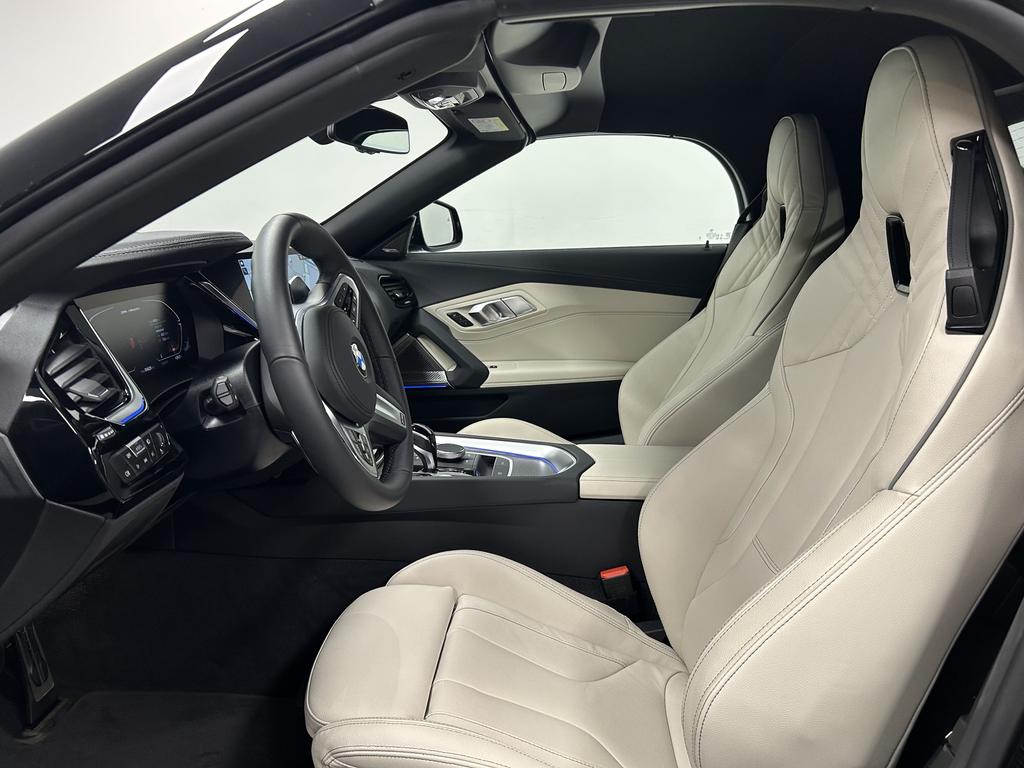 BMW X9 2025 г. Чёрный, пробег 4614 км