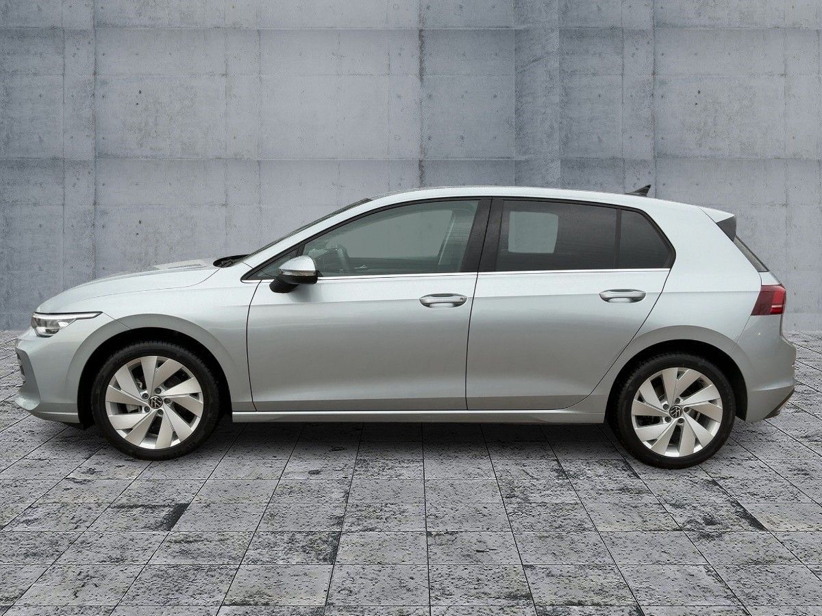 Volkswagen Golf 2025 г. Серебристый, пробег 16089 км