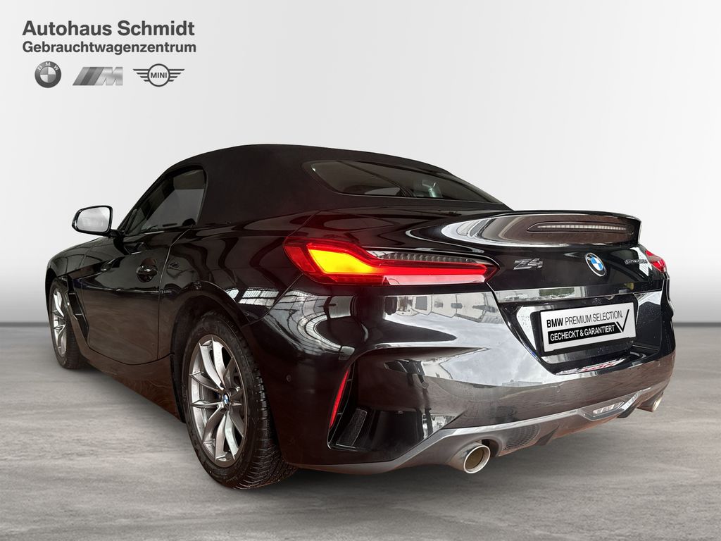 BMW Z4 2023 г. Чёрный, пробег 49702 км