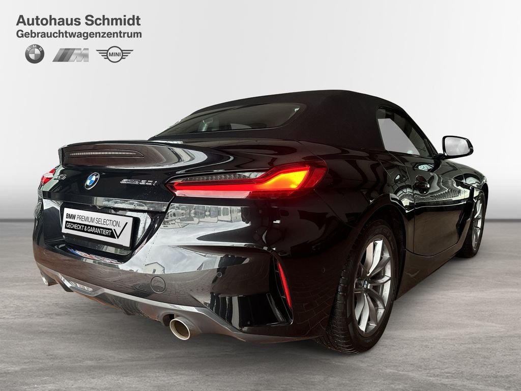 BMW Z4 2023 г. Чёрный, пробег 49702 км