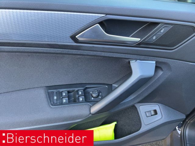 Volkswagen Tiguan 2024 г. Серый, пробег 16240 км