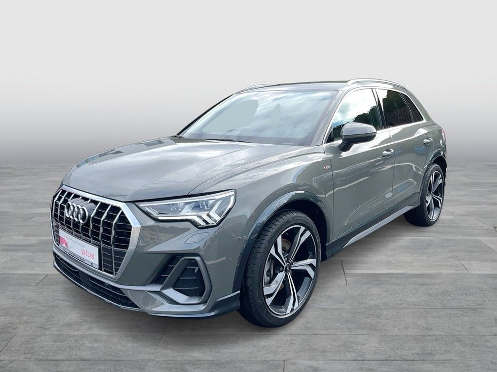 Audi Q3 2025 г. Серый, пробег 9100 км