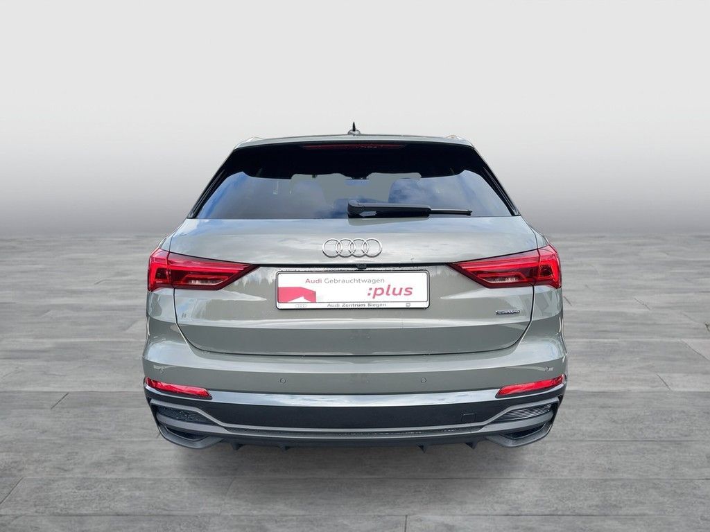 Audi Q3 2025 г. Серый, пробег 9100 км