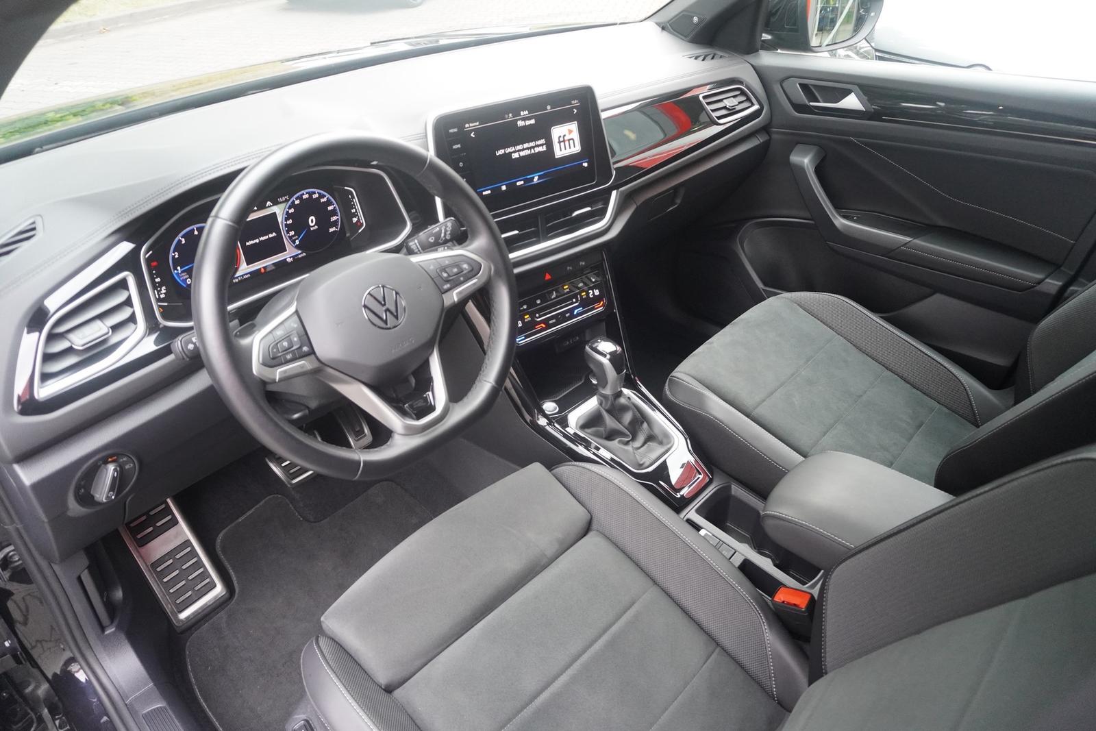 Volkswagen T-Roc 2024 г. Чёрный, пробег 31700 км